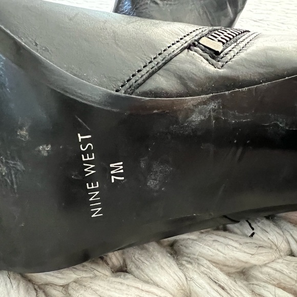 Nine West black leather booties size 7 - Picture 6 of 6
